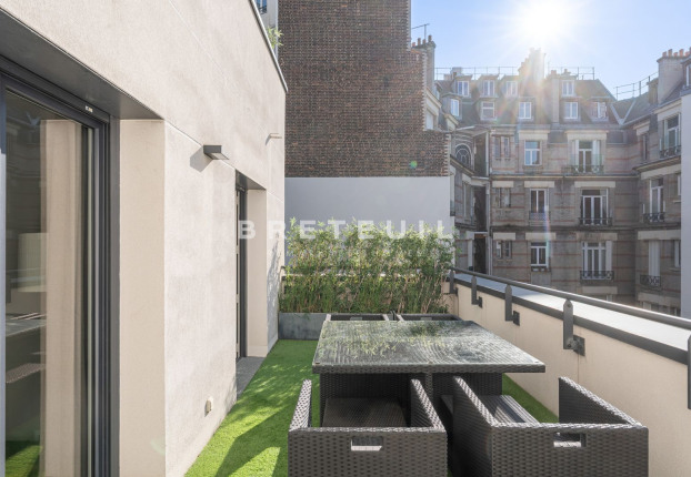 Appartement 2 pièces 66 m² · à Porte Dauphine, Paris 16ème · 66 m² · 1 150 000 €