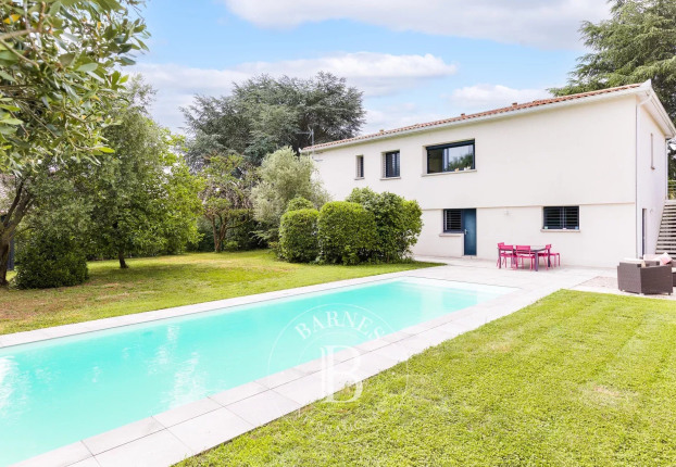 Maison 6 pièces 186 m² · à Cugnaux · 186 m² · 599 000 €