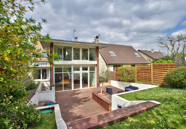 Maison 8 pièces 270 m² · à Rueil-Malmaison · 270 m² · 1 690 000 €