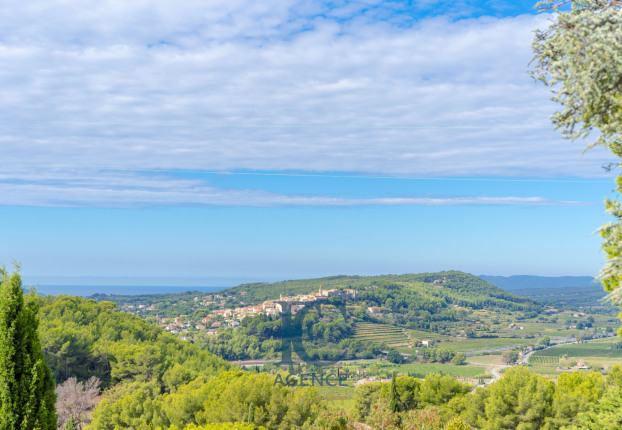 Maison 10 pièces 316 m² · à Le Castellet · 316,2 m² · 1 990 000 €