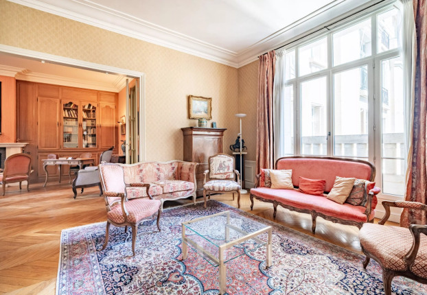 Appartement 5 pièces 157 m² · à Neuilly-sur-Seine · 157,5 m² · 1 690 000 €