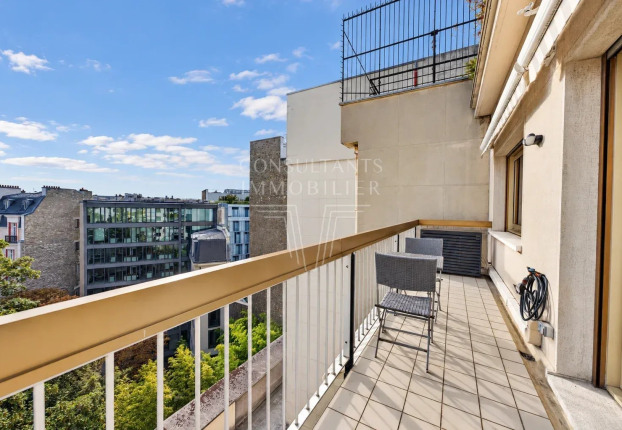 Appartement 3 pièces 69 m² · à Porte Dauphine, Paris 16ème · 69,1 m² · 1 250 000 €