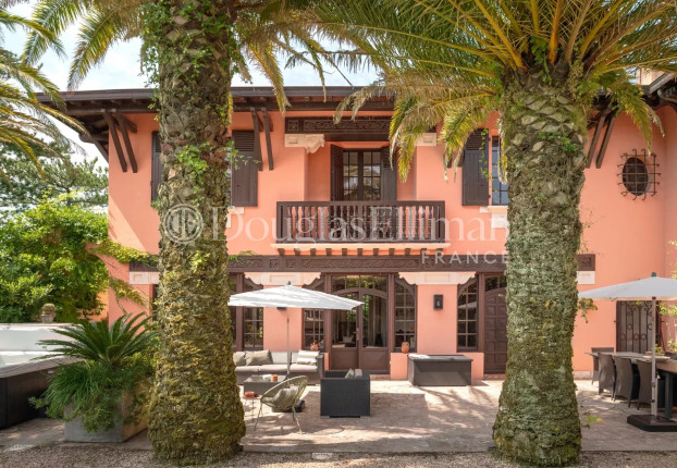 Maison 10 pièces 340 m² · à Chiberta, Anglet · 340 m² · 3 150 000 €