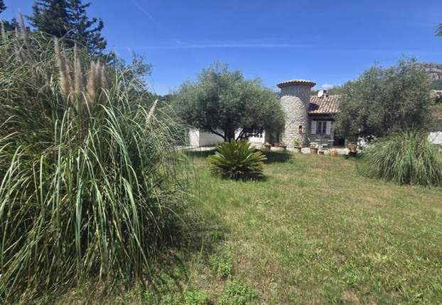 Maison 4 pièces 120 m² · à La Gaude · 120 m² · 949 000 €