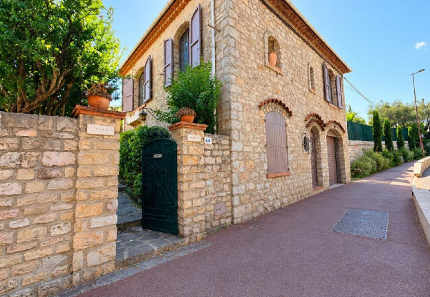 Maison 5 pièces 119 m² · à Grasse · 119 m² · 519 000 €