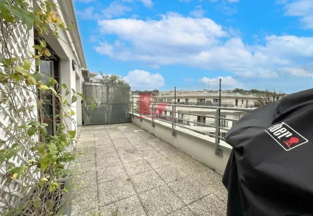 Appartement 5 pièces 110 m² · à Issy-les-Moulineaux · 109,8 m² · 906 400 €