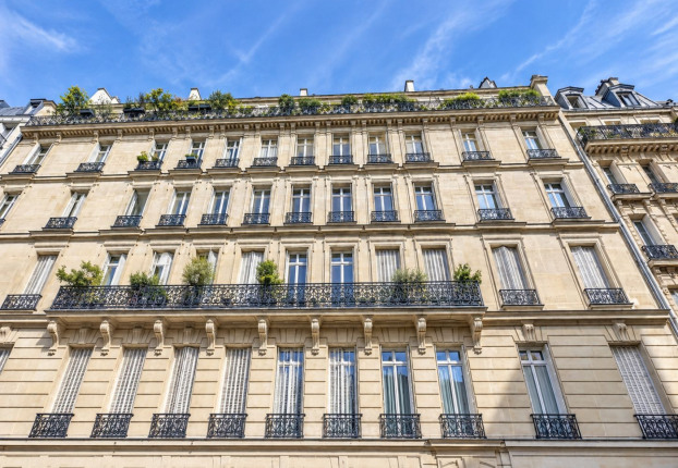 Appartement 5 pièces 145 m² · à Louis Blanc-Aqueduc, Paris 10ème · 145 m² · 1 355 000 €