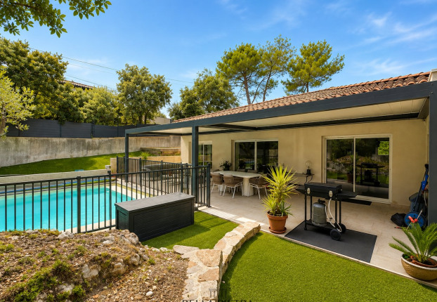 Maison 4 pièces 192 m² · à Sussargues · 192 m² · 849 000 €