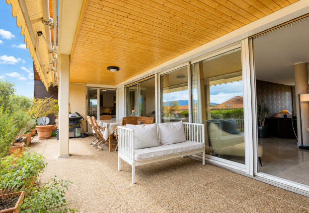 Appartement 6 pièces 212 m² · à Saint-Julien-en-Genevois · 212,2 m² · 949 000 €