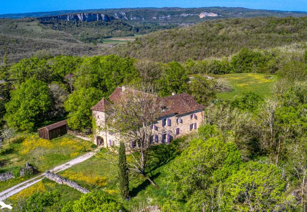Maison 11 pièces 342 m² · à Montvalent · 342 m² · 715 000 €