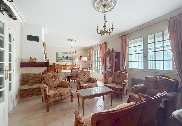 Maison 6 pièces 160 m² · à La Rochelle · 160 m² · 588 000 €