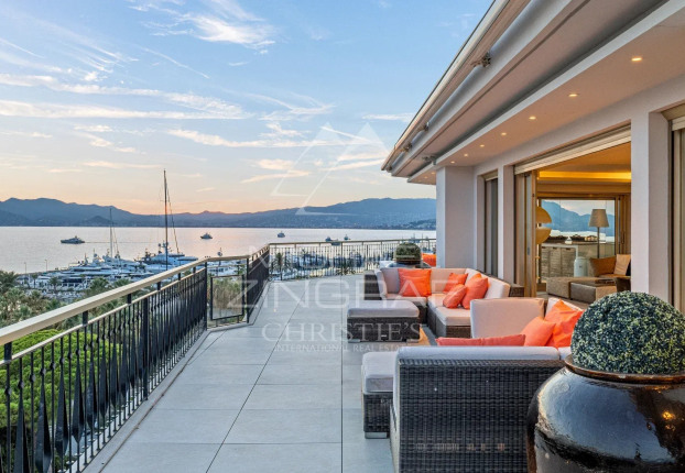 Appartement 4 pièces 159 m² · à Cannes · 158,5 m² · 7 650 000 €