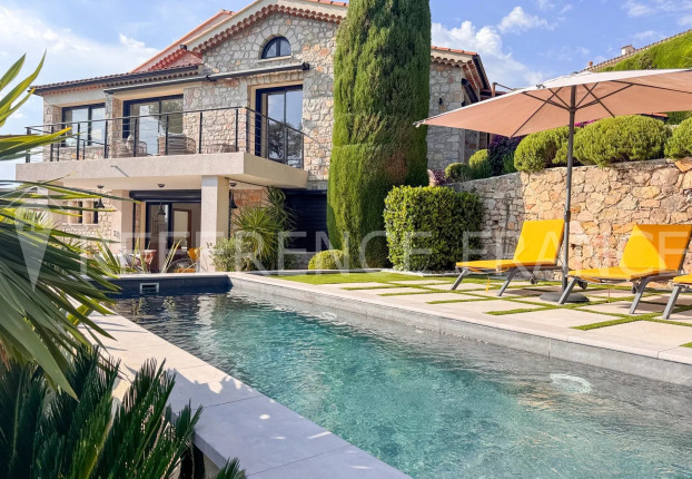 Maison 6 pièces 200 m² · à Mougins · 200 m² · 3 200 000 €