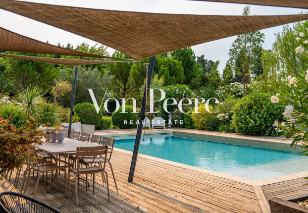 Maison 10 pièces 365 m² · à Saint-Rémy-de-Provence · 365 m² · 1 890 000 €