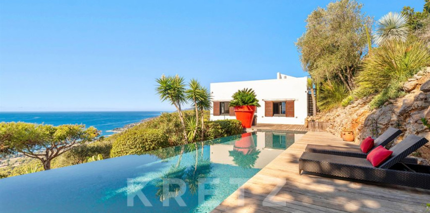 Maison 8 pièces 300 m² · à Hauteurs de Carqueiranne, Carqueiranne · 300 m² · 2 390 000 €