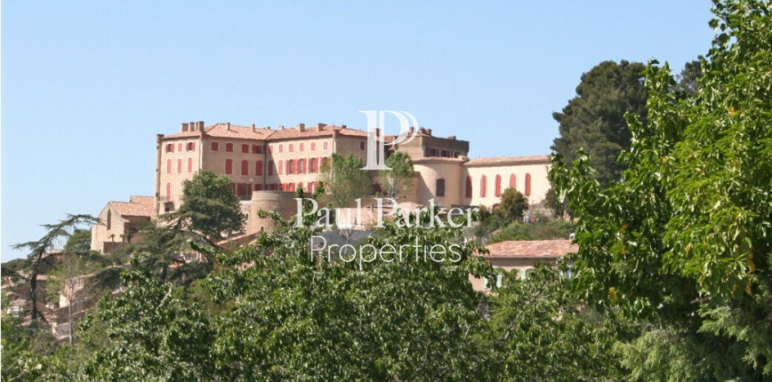 Maison 20 pièces 5000 m² · à La Verdière · 5 000 m² · 15 000 000 €