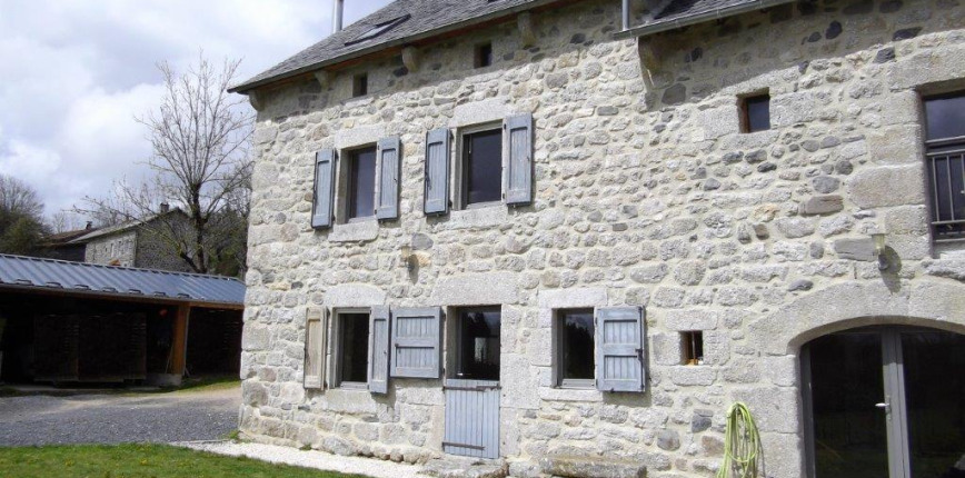 Maison 11 pièces 341 m² · à Le Malzieu-Forain · 341 m² · 869 200 €