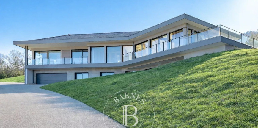 Maison 7 pièces 342 m² · à Saint-Jorioz · 342 m² · 2 500 000 €