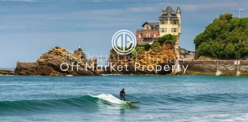 Maison 9 pièces 369 m² · à Labordotte-la Colline, Biarritz · 369 m² · 4 950 000 €