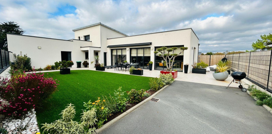 Maison 4 pièces 182 m² · à Agon-Coutainville · 182 m² · 895 000 €