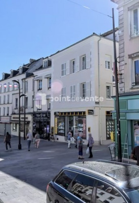Location Local commercial de 33 m² Brie-Comte-Robert Leclerc-Verdun Nord Est