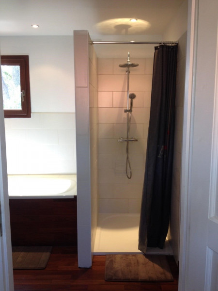 SALLE DE DOUCHE/BAIN
