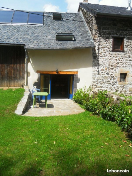 Cour et terrasse