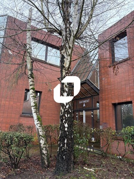Location Bureau de 332 m² Igny Sud