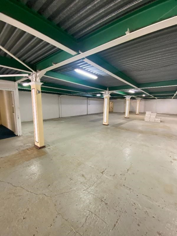 Location Local d'activités / Entrepôt Saint-Joseph