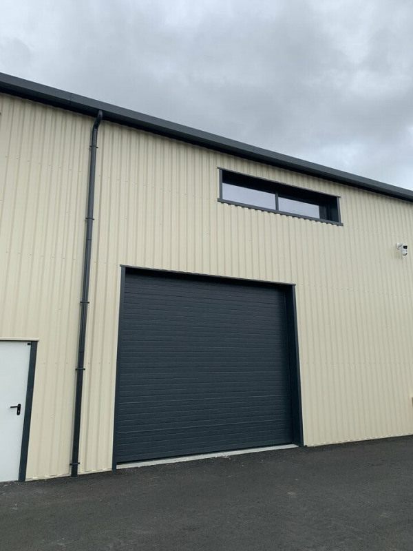 Location Local d'activités / Entrepôt Cestas