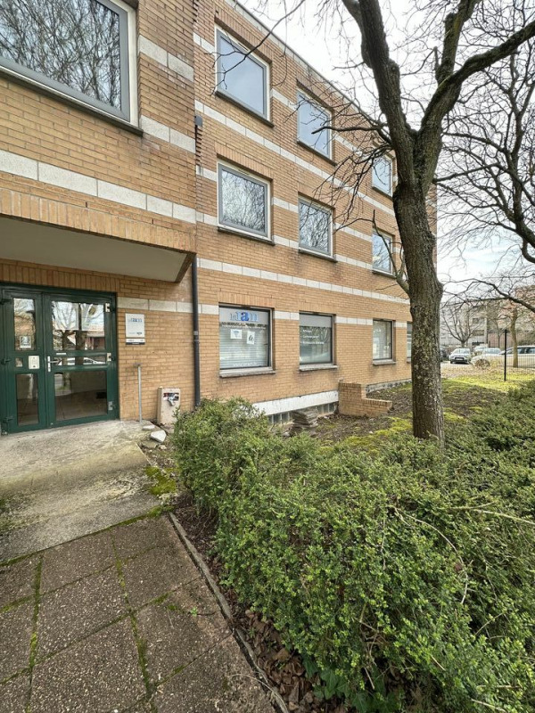 Location Bureau de 210 m² Cergy Petit Albi
