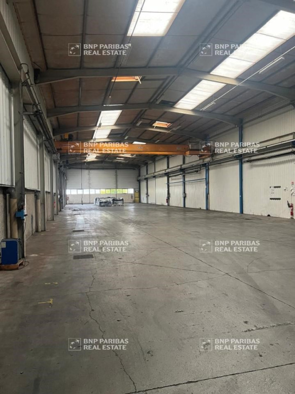 Location Local d'activités / Entrepôt Béligneux
