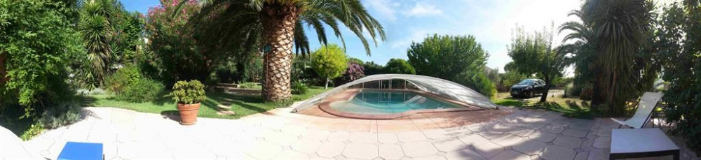 Maison De Vacances A Cuers En Provence Alpes Cote D Azur Pour 6 Pers 90m Amivac Com