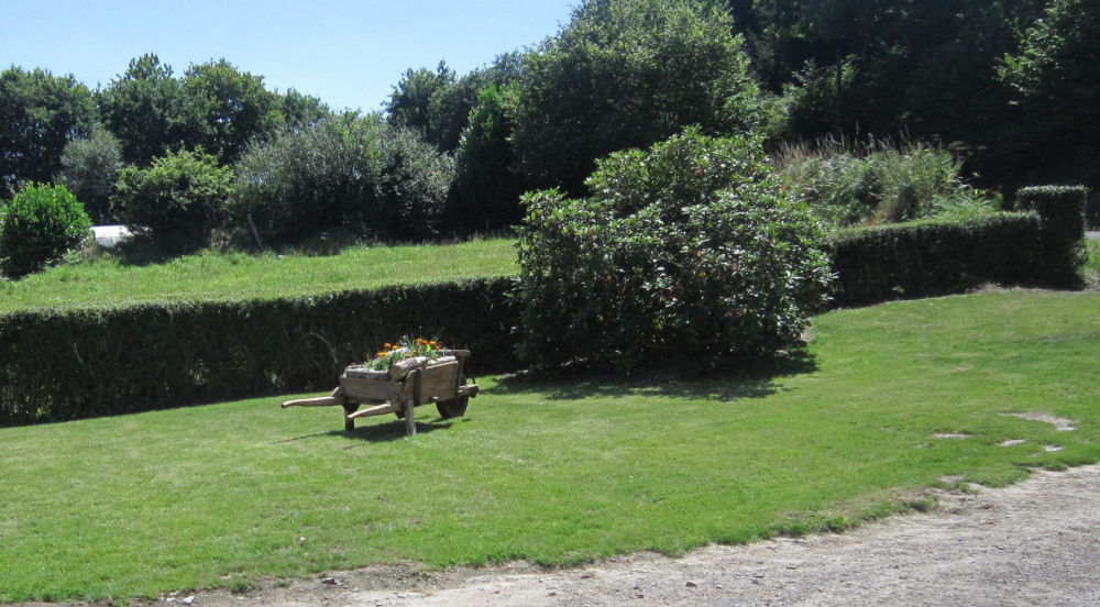 Gite De Vacances A Saint Nicolas Du Pelem En Bretagne Pour 5 Pers 130m Amivac Com