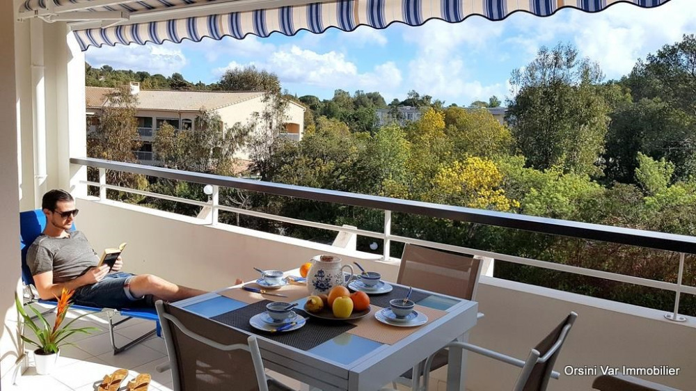 Appartement De Vacances à Saint Raphaël En Provence Alpes