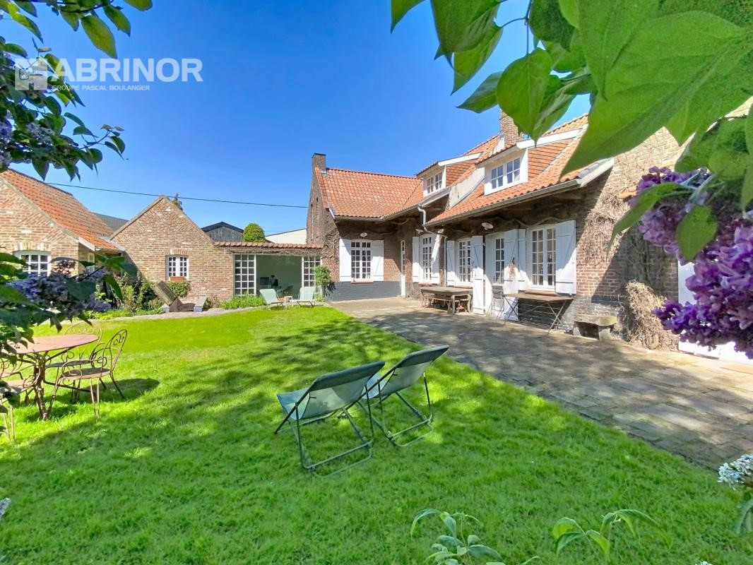 Ferme à vendre à Avelin