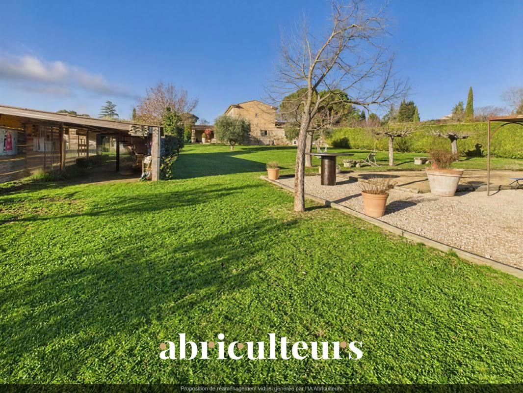 Luxury house for sale in Lourmarin