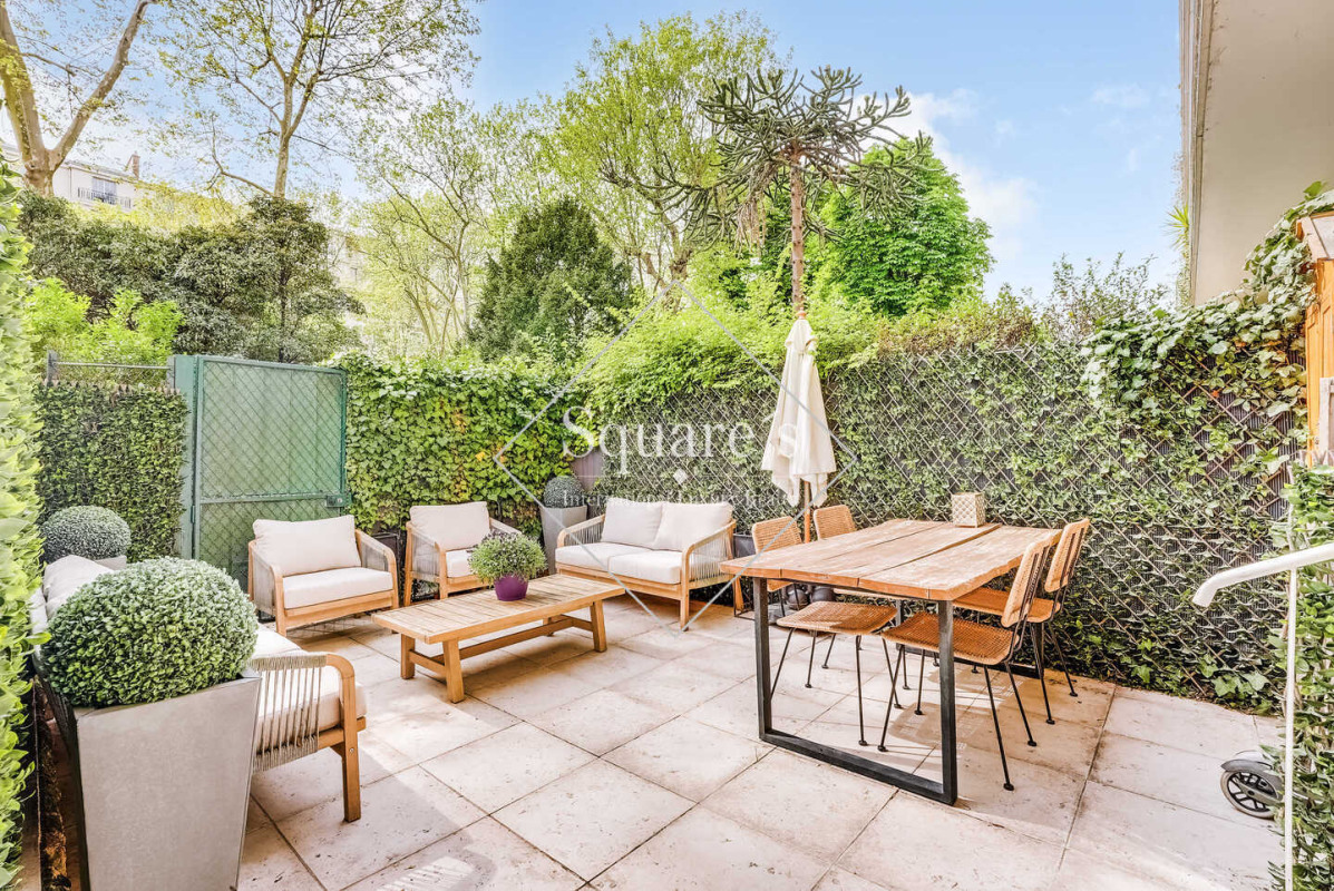 Luxe appartement te koop in Ile de la Jatte-Parc d'Orléans
