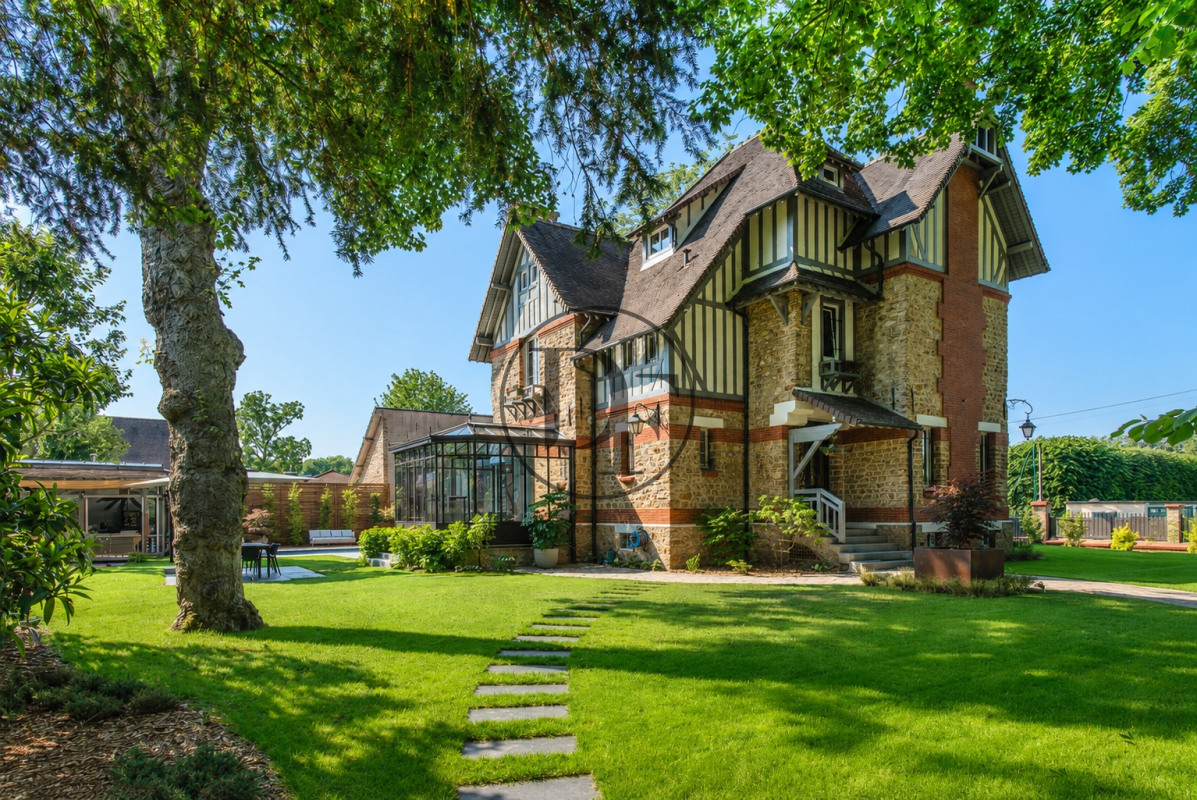 Villa de luxe à vendre à Soisy-sur-Seine