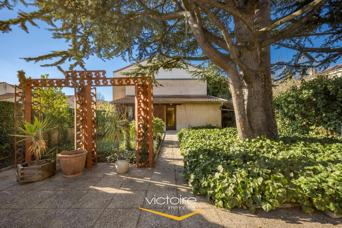 Maison de luxe à vendre dans le quartier Transvaal
