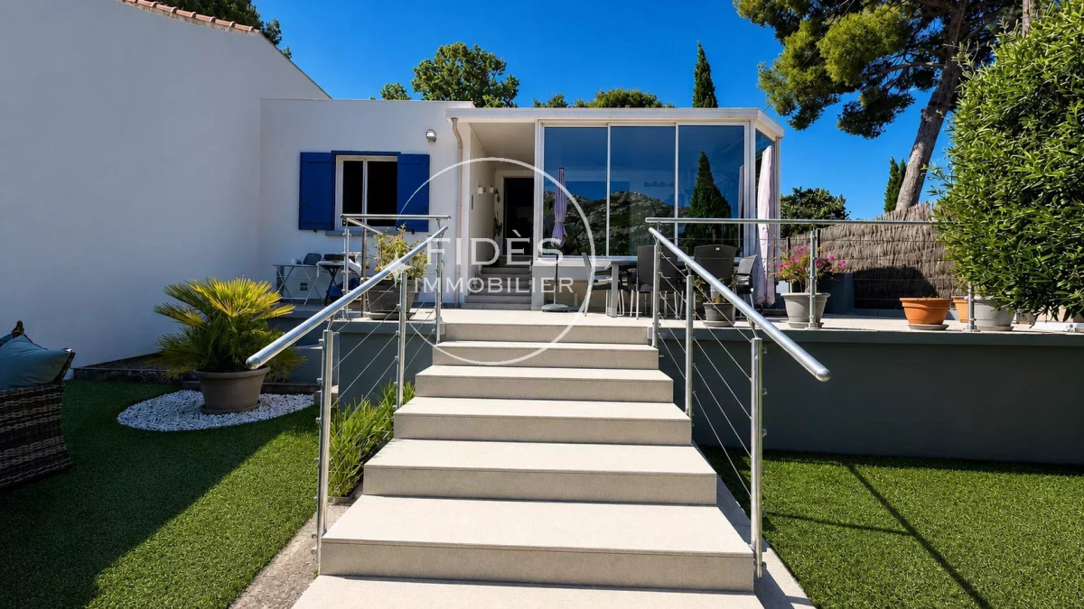 Maison de luxe à vendre dans le quartier La Panouse