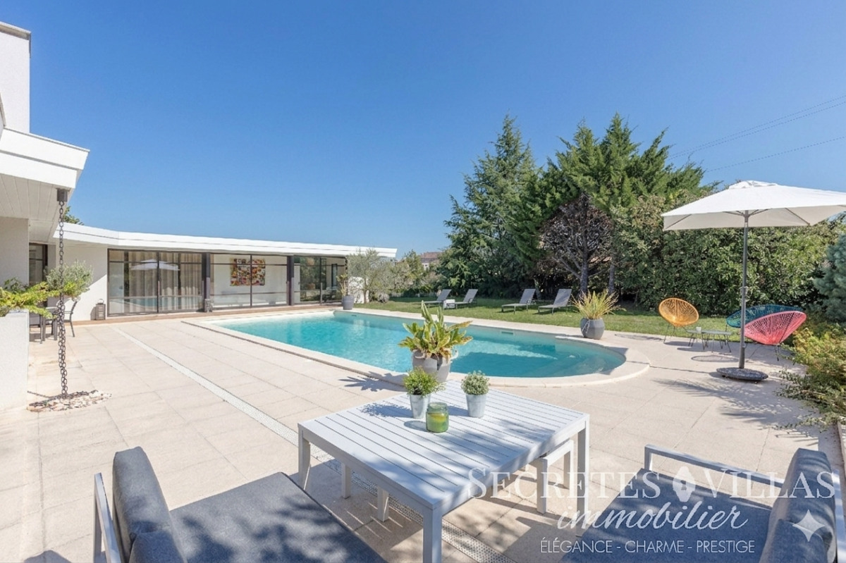 Villa de luxe à vendre à Latresne