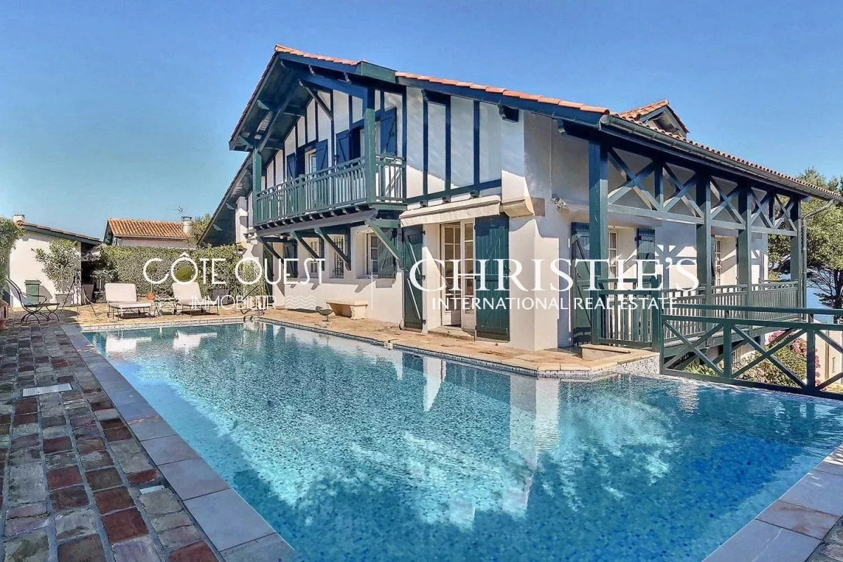 Maison de luxe à vendre dans le quartier Sainte Barbe-Lac
