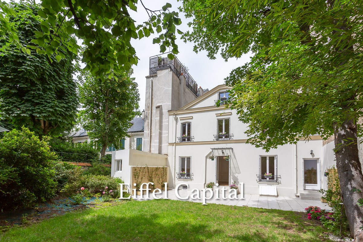 Hotel Particulier A Vendre Neuilly Sur Seine Hotel Particulier A Vendre A Neuilly Sur Seine 4 380 000 11 Pieces 349 M Belles Demeures