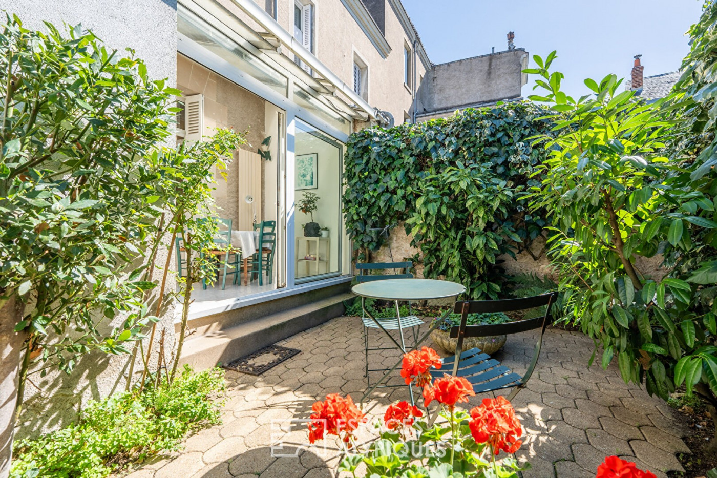 Maison tourangelle de caractère en coeur de ville