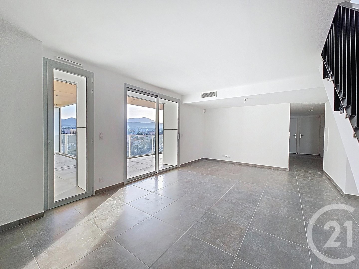 Luxury apartment for sale in the district Bonneveine