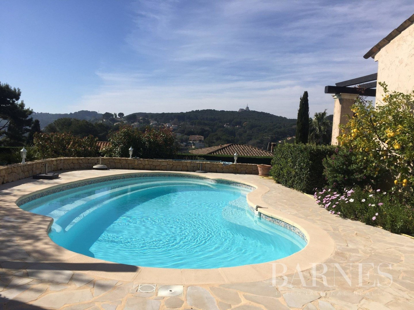 Villa De Luxe A Vendre A Vallauris 945 000 Piece 170 M Belles Demeures