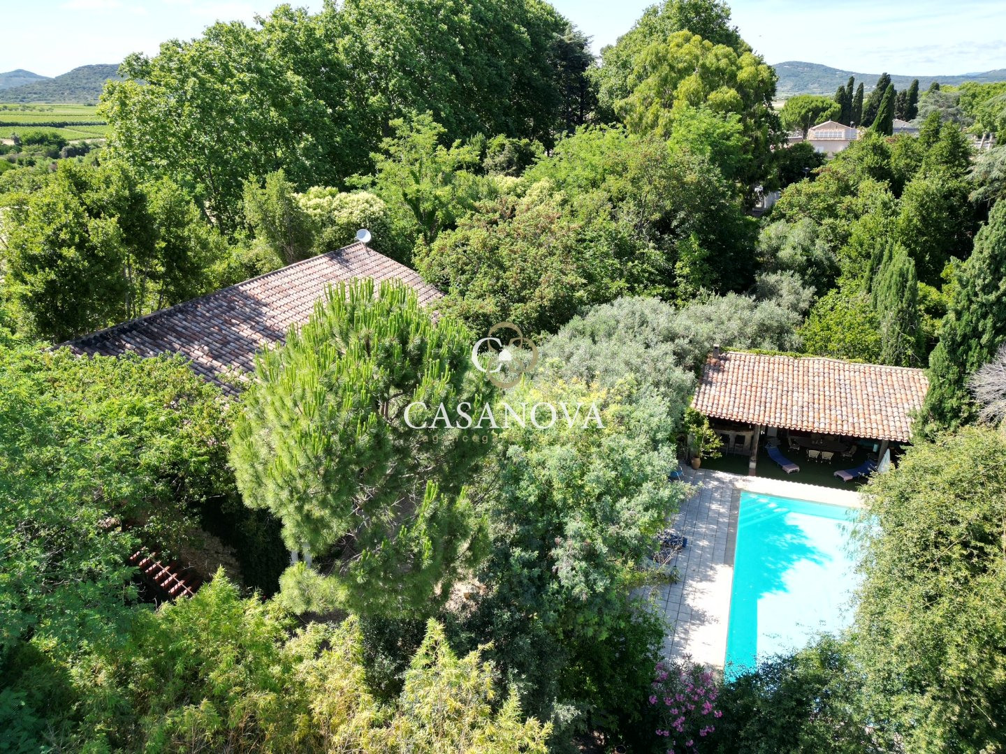 Luxury house for sale in the district Centre Ville