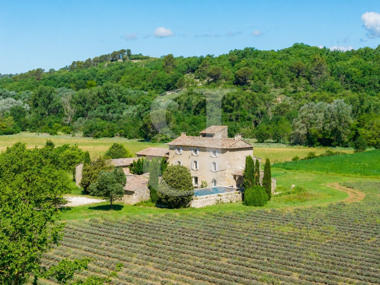 Casolare provenzale tipico in vendita Gordes