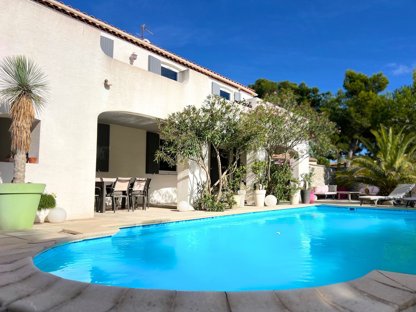 Luxury villa for sale in the district Centre